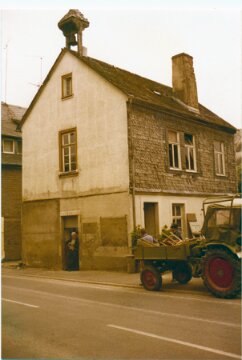 Image 1 4